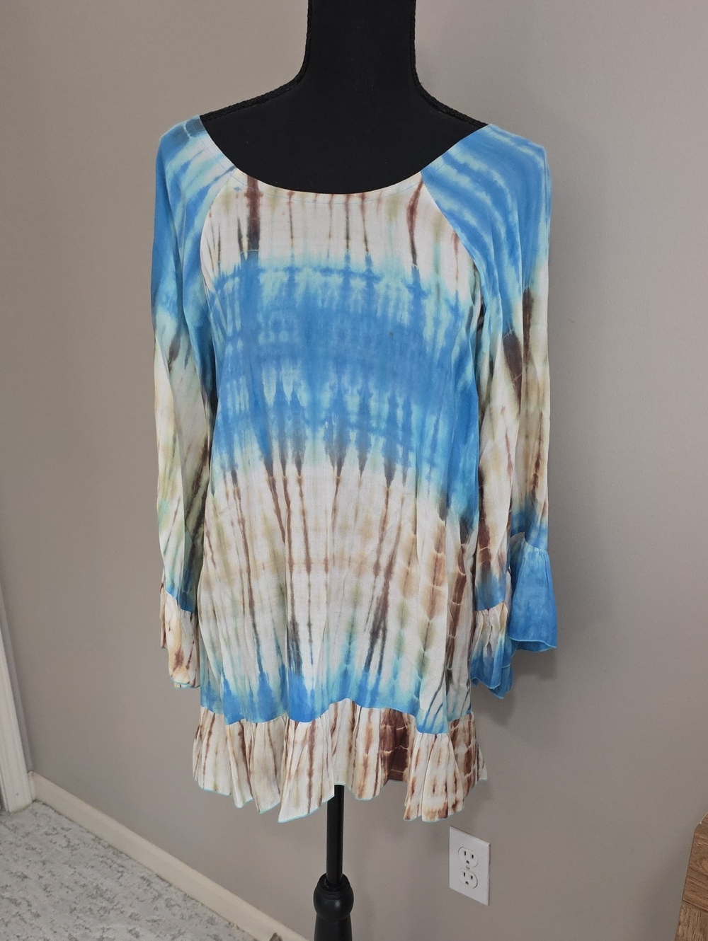 Tie-Dye Blue & Brown Long Sleeve Women's Top
